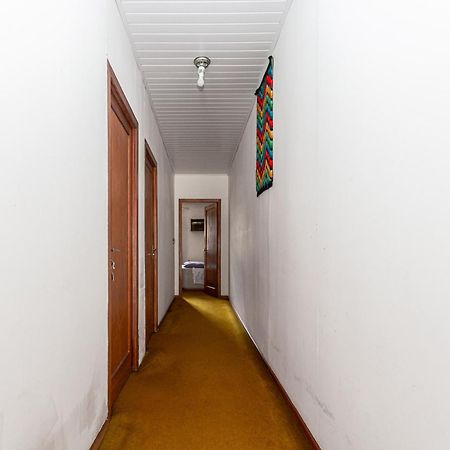 Memora Guesthouse Curitiba - Quartos Em Casa Proximo Ao Parque Bacacheri Bagian luar foto