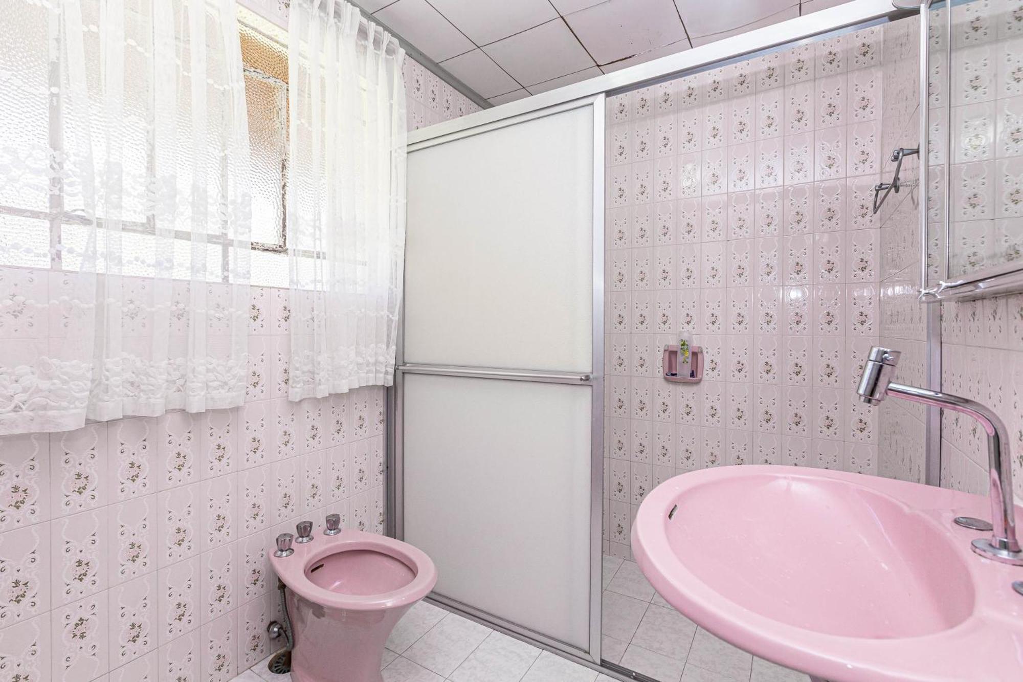 Memora Guesthouse Curitiba - Quartos Em Casa Proximo Ao Parque Bacacheri Bagian luar foto