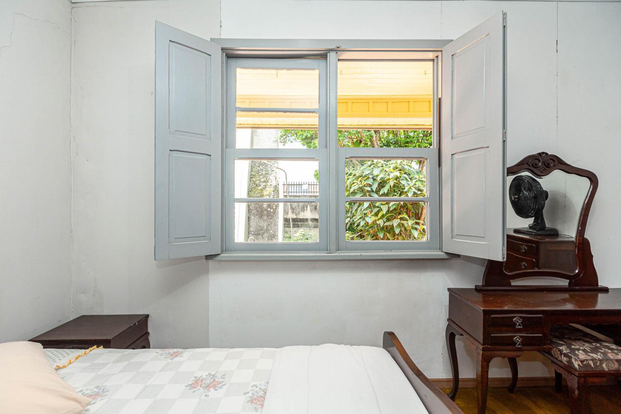 Memora Guesthouse Curitiba - Quartos Em Casa Proximo Ao Parque Bacacheri Bagian luar foto